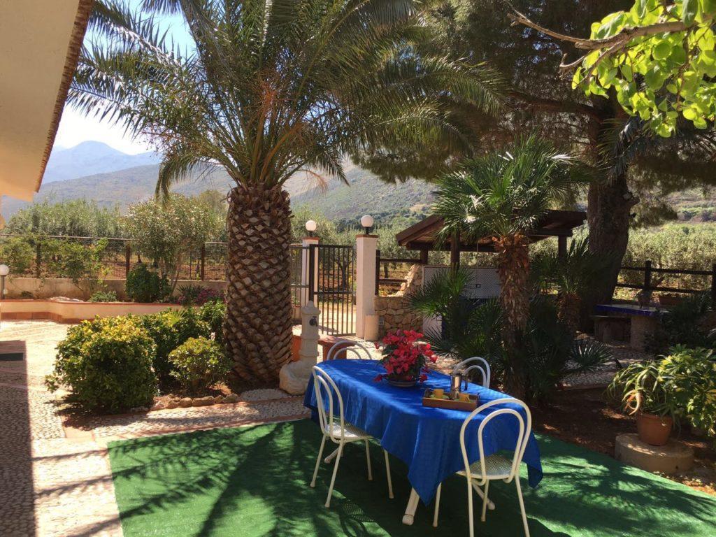 Zahra Casa Vacanze Villa Кастелуцо Екстериор снимка